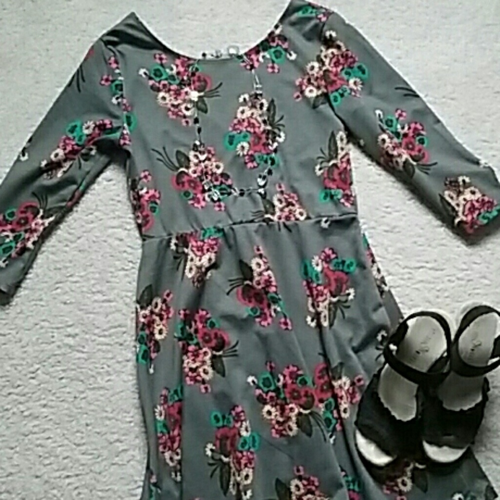 Adorable juniors dress